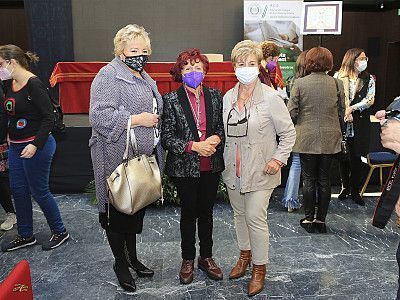 Nebrija Daría e Isabel VAcas